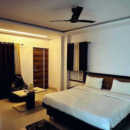 Hotel Pink Paradise Gorakhpur Luaran gambar