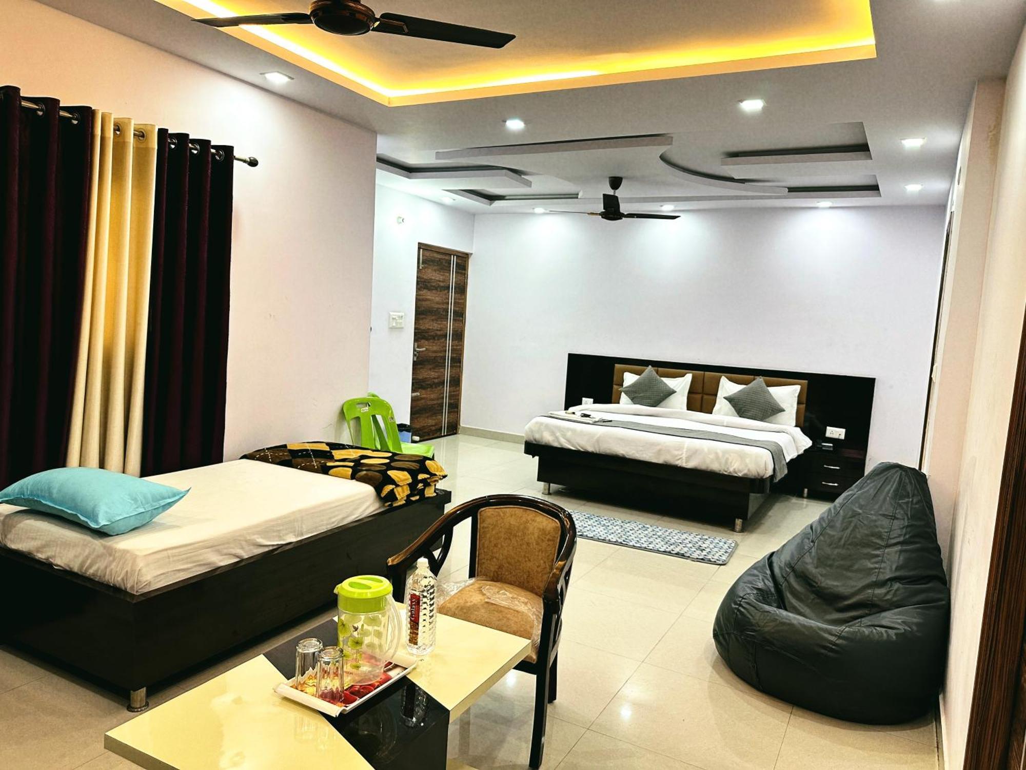 Hotel Pink Paradise Gorakhpur Luaran gambar