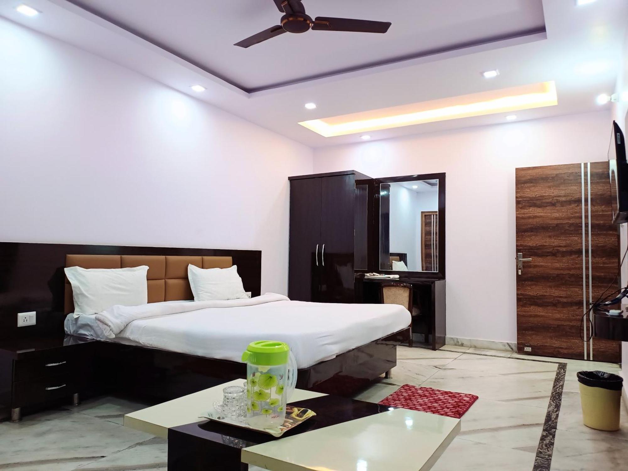 Hotel Pink Paradise Gorakhpur Luaran gambar