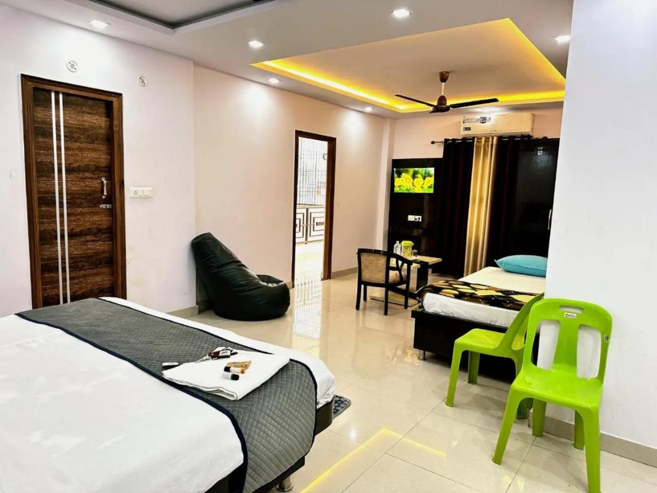 Hotel Pink Paradise Gorakhpur Luaran gambar